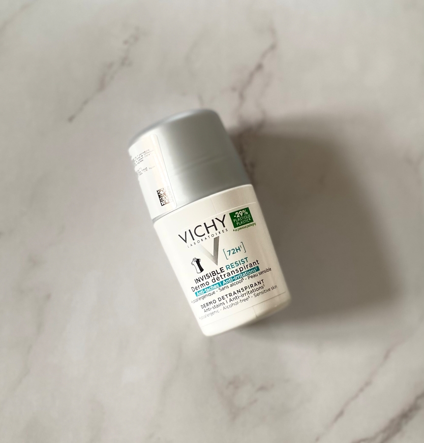 Vichy дезодорант-антиперспирант против белых и желтых пятенInvisible Resist Dermo Detranspirant 48h