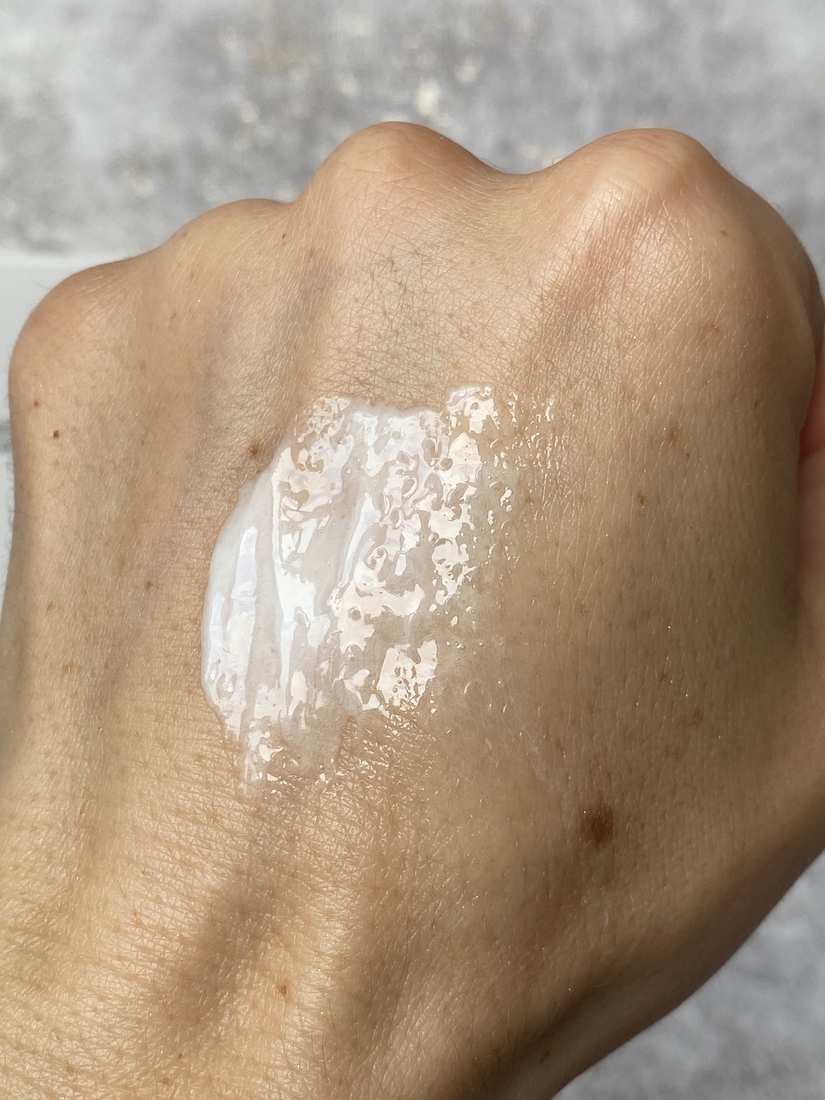 la pianta Пенка для умывания нежная аминокислотная Repairing Amino Foaming Cleanser свотчи