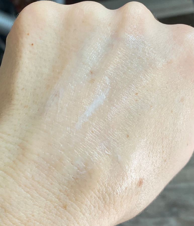 La Roche-Posay Липидовосполняющий бальзам тройного действия LIPIKAR BAUME AP+MAX свотчи