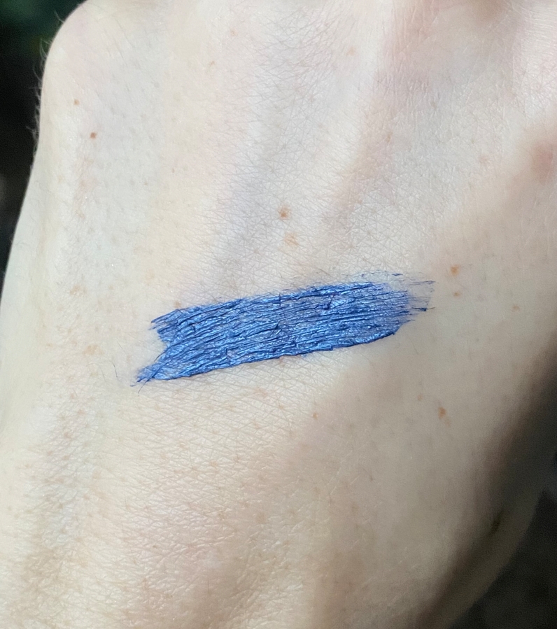 Deborah Milano Тушь для ресниц Extraordinary Mascara 5 in 1 в оттенке Blu Blue свотчи