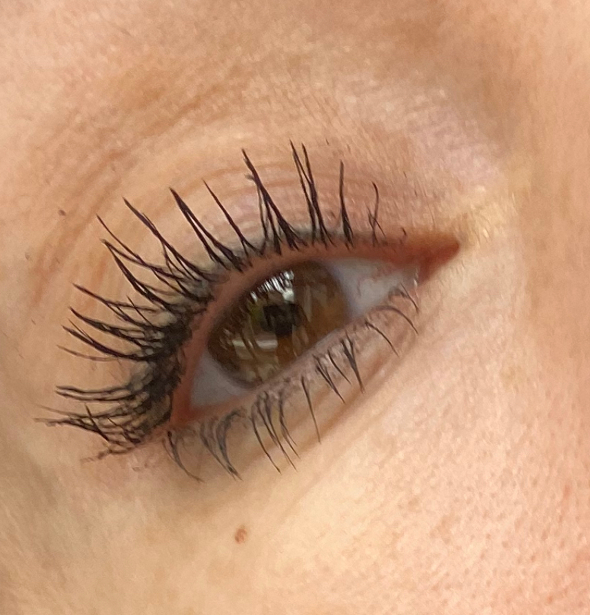 Stellary Тушь для ресниц Extending Mascara свотчи в один слой