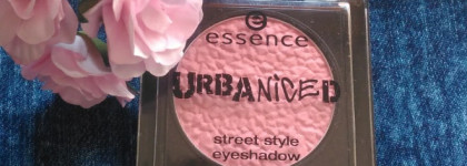 Непривычный розовый от Essence