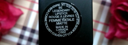 Мой первый продукт из профессиональной косметики - матовая помада Smashbox Be Legendary Lipstick