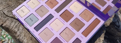 Палитра теней Tarte Limited-Edition Color Vibes Amazonian Clay Eyeshadow Palette