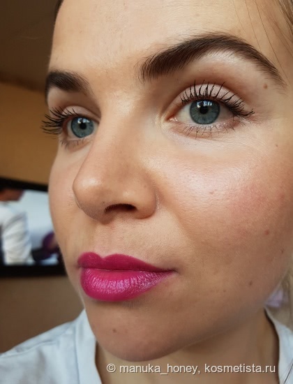 Помады I’m Pure Colour Lipstick Absolute Shine из коллекции Pupa Velvet Garden в оттенках 311 и 418