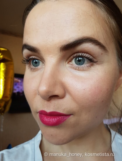 Помады I’m Pure Colour Lipstick Absolute Shine из коллекции Pupa Velvet Garden в оттенках 311 и 418