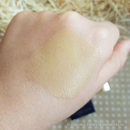 Тональный крем Estee Lauder Double Wear Light Stay-in-Place Makeup SPF 10 в оттенке Intensity 3.0