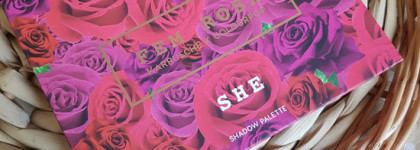 Палитра теней Karrueche & ColourPop Fem Rosa She Palette