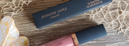 Часть совместной коллекции Inglot и Jennifer Lopez: блеск для губ, скульптор и два оттенка теней