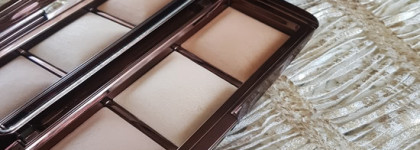 Набор подсвечивающих пудр для лица Hourglass Ambient Lighting Palette