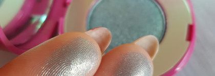 Часть весенней коллекции Pupa Unexpected Beauty: тени для век и блеск для губ