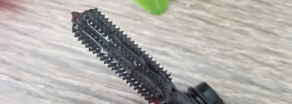 Тушь для ресниц Givenchy Volume Disturbia в оттенке 01 Black Disturbia