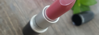 MAC Matte Lipstick в оттенке 608 Mehr