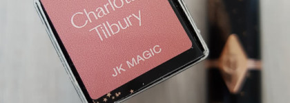 Губная помада Charlotte Tilbury Hot Lips 2 в оттенке JK Magic