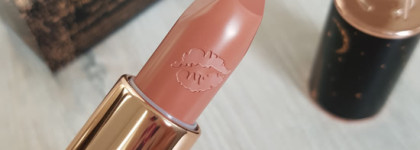 Губная помада Charlotte Tilbury Hot Lips 2 в оттенке JK Magic