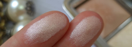 Палетка хайлайтеров Hourglass Ambient Metallic Strobe Lighting Palette