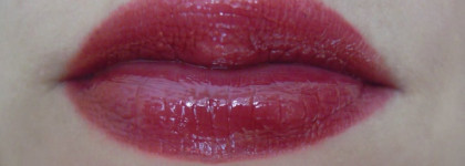 Блеск для губ Chanel Rouge allure Gloss Colour And Shine Lipgloss In One Click #21 Distinction