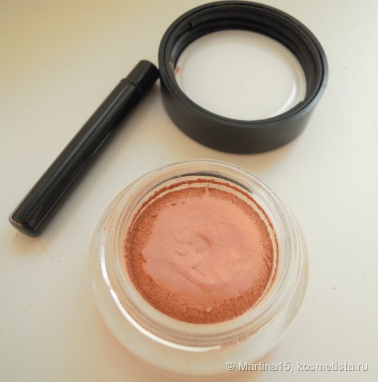 Сама нежность.Тени для век Chanel Illusion D`ombre Velvet long wear Luminous Matte eyeshadow #98 Melody