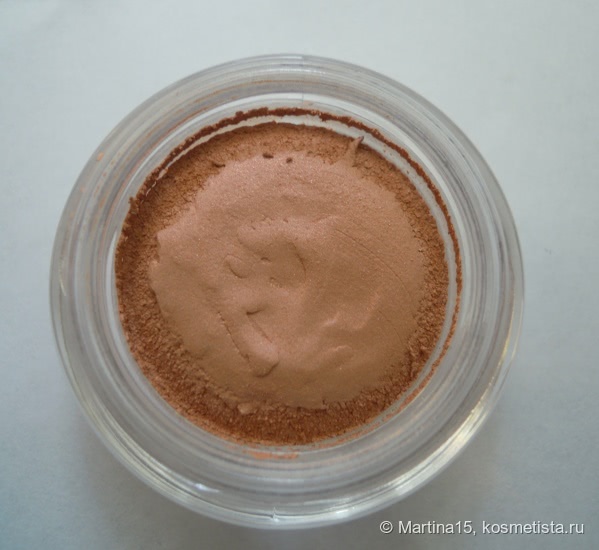 Сама нежность.Тени для век Chanel Illusion D`ombre Velvet long wear Luminous Matte eyeshadow #98 Melody
