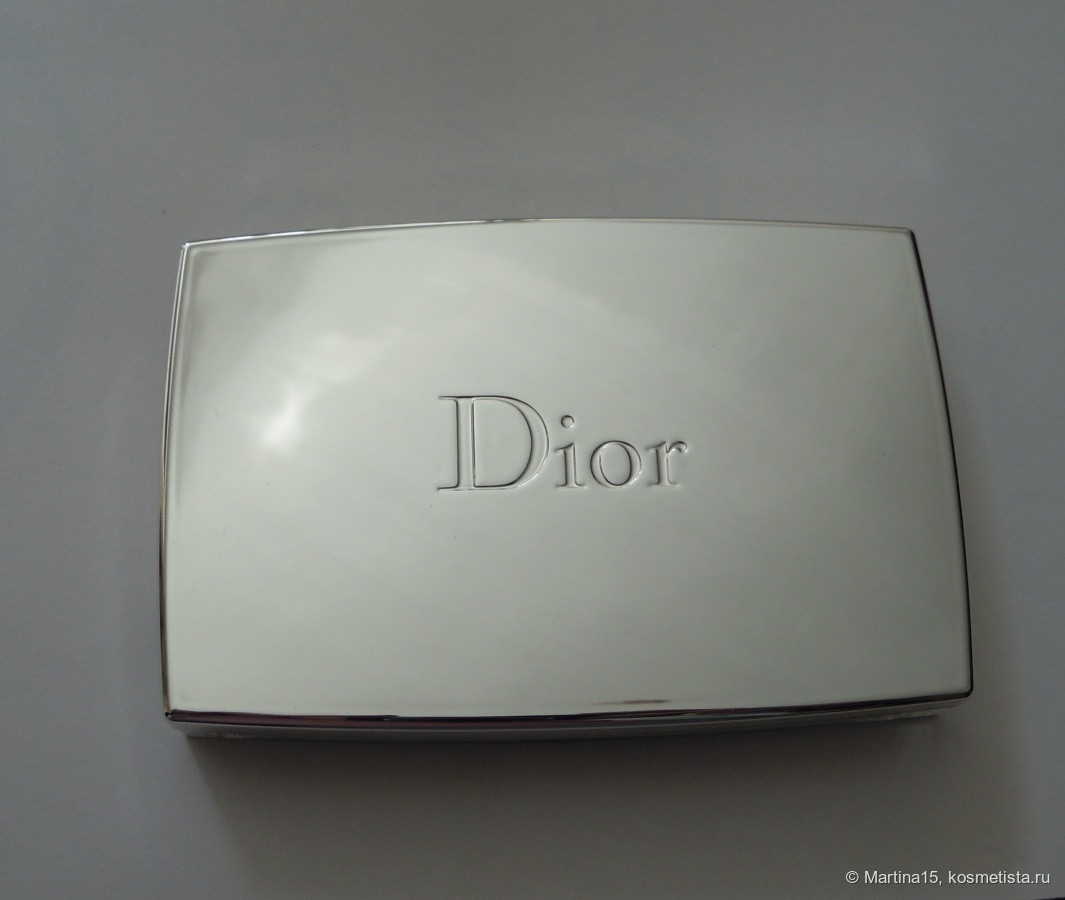 Палетка теней Dior Eye Reviver Backstage Pros Illuminating Neutrals Eye Palette # 001 для естественного макияжа глаз
