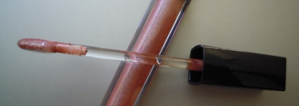 Блеск для губ Estee Lauder Pure Color Envy Sculpting Gloss # 420 Reckless Bloom