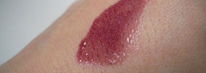 Блеск для губ Estee Lauder Pure Color Envy Sculpting Gloss # 440 Berry Provocative