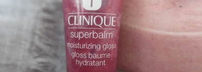 Блески для губ с функцией ухода