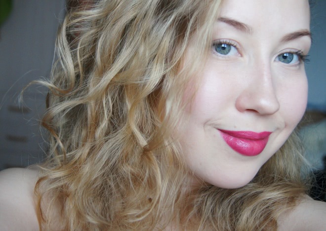 Карандаш для губ Rimmel Lasting Finish 1000 Kisses тон 004 Indian Pink - маленький помощник