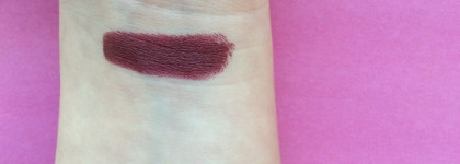 Maybelline Color Sensational creamy matte lipstick #975 divine wine