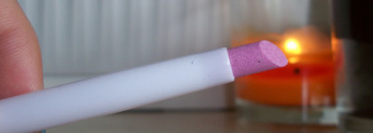 Делаем инста-маникюр с Essence