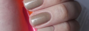 Nudes: Avon Nailwear pro+ Tender & Avon Gel finish Nude Shimmer