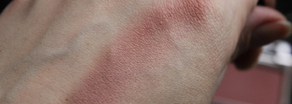 База под тени и румяна Limoni