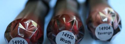 Wickedly Divine Liquid Lipsticks от Lasplash Cosmetics в оттенках Bride's Revenge, Vampire's Fang и Wrath