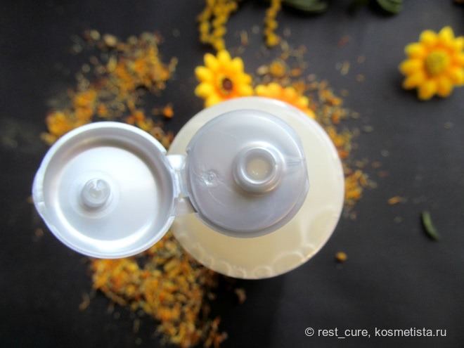 Три продукта для мягкой и нежной кожи: гель для душа AlpStories Shower Gel Marigold, молочко для тела AlpStories Body Milk Marigold и косметическое средство AlpStories Marigold Ointment