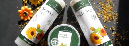 Три продукта для мягкой и нежной кожи: гель для душа AlpStories Shower Gel Marigold, молочко для тела AlpStories Body Milk Marigold и косметическое средство AlpStories Marigold Ointment