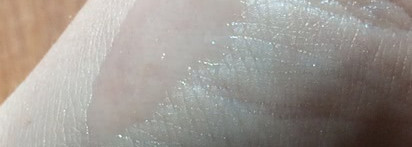 Блеск для губ Luxury Lips Intensive Care Gloss от Catrice в оттенке 020 Rosachella Festival