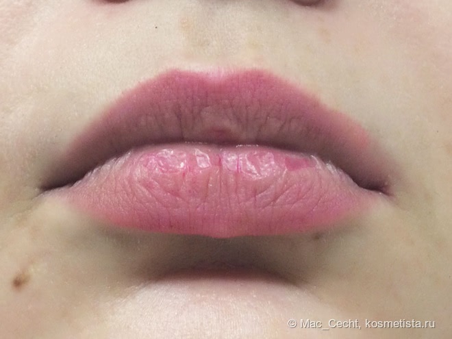 Уход для губ с клеточным комплексом Lip Shaper Lip and Contour Remodelling Care от La Colline