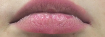 Уход для губ с клеточным комплексом Lip Shaper Lip and Contour Remodelling Care от La Colline