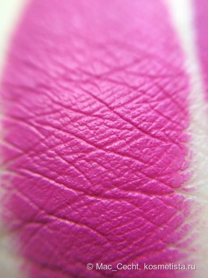 MAC Retro Liquid Lipcolour в оттенке Tailored To Tease