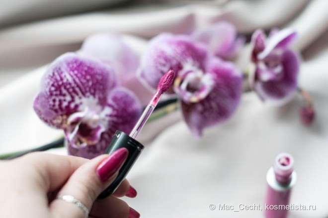 MAC Retro Liquid Lipcolour в оттенке Tailored To Tease