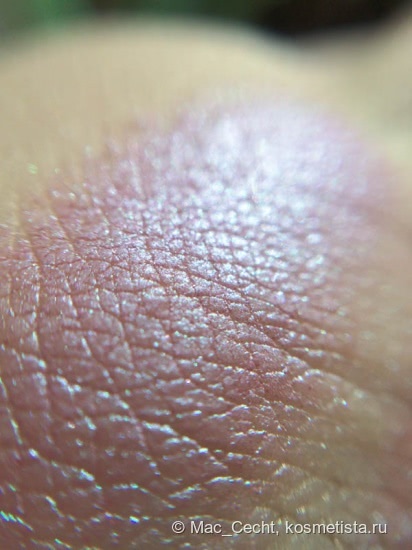 Urban Decay eyeshadow в оттенке Tonic