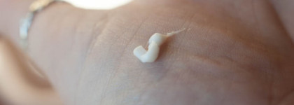 Сыворотка для увеличения объема губ Perlier Honey Miel Voluminous Lip Serum