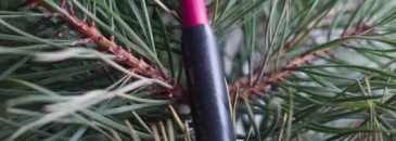 Miracle от Mac: Velvetease Lip Pencil в оттенке Just My Type