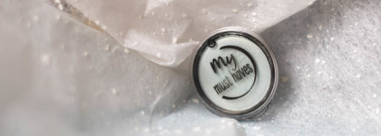 Essence MY Must Haves mono eyeshadow #12 want a mint?