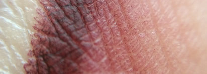 Еssence longlasting eye pencil #29 Berry Fantastic