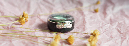 NYX professional makeup prismatic eyeshadow #ps20 Glass Slipper