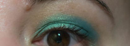NYX professional makeup prismatic eyeshadow #mermaid 