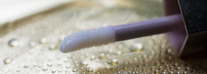 Fenty Beauty Gloss Bomb #Diamond Milk