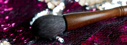 Кисти из ворса серой и голубой белок