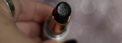 Неготично-черная Kiko Milano Jelly Stylo #514 Starry Black